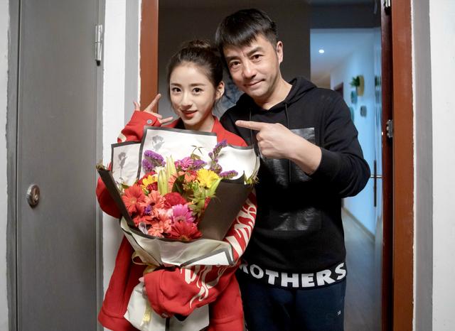 丁一一《掮客》圆满杀青 本色出演俏皮见习生看点十足