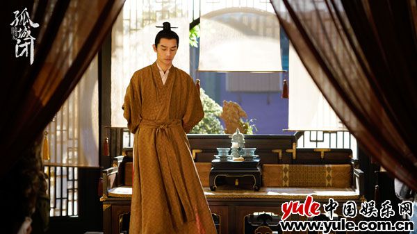 王凯《孤城闭》端午杀青 扮相儒雅颇具北宋风骨