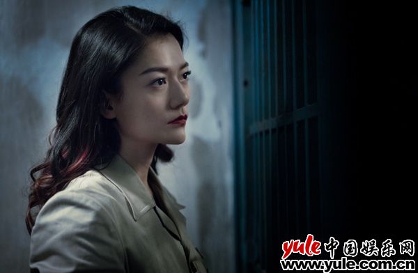 《动物管理局》霸气开播 孔雁饰演摄魂蜂演技备受夸赞