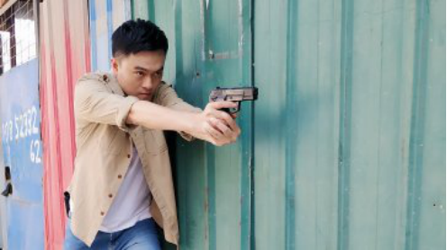 《警徽之大义凛然》杀青，王昊辰饰演缉毒警察