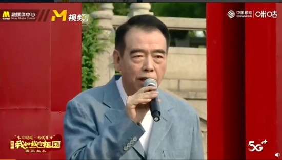 《我和我的祖国》七城首映 总导演陈凯歌祝福祖国