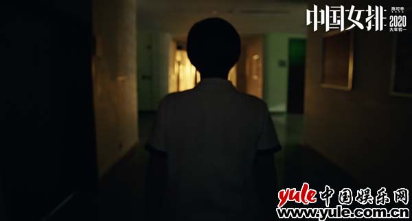 郎平上场！电影《中国女排》首曝预告，“国家教练”巩俐露真容！