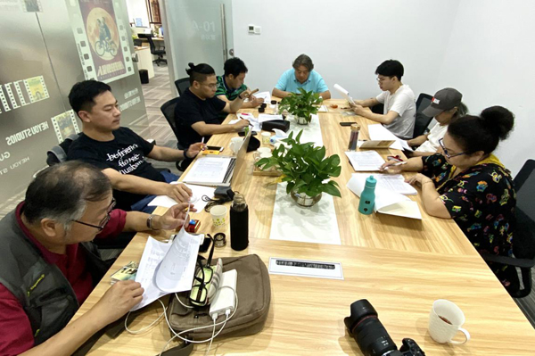 《非常替身》剧组剧本围读，用心造精品