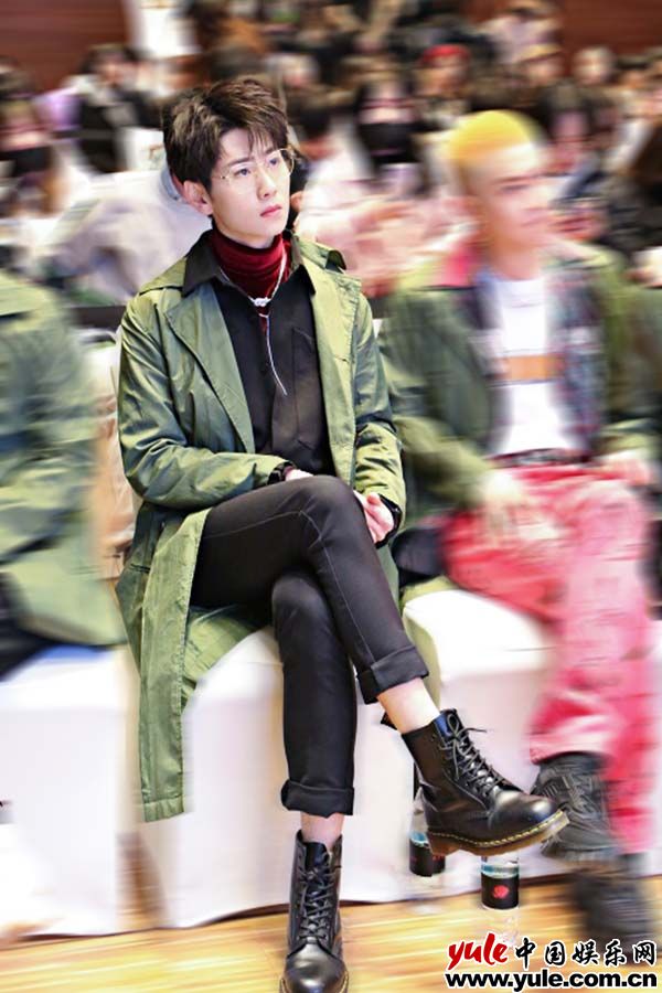 崔雨鑫亮相网剧《唐人街探案》见面会  化身新晋侦探引期待