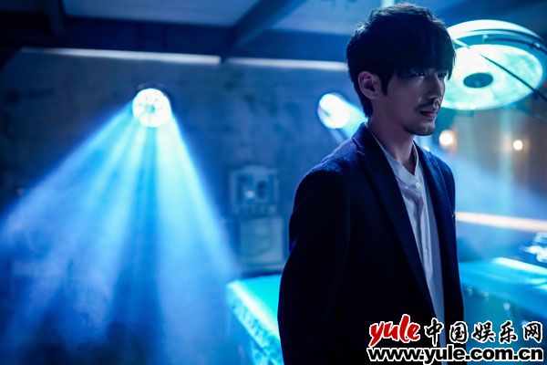 白宇《蓬莱间》白起黑起矛盾爆发 一人饰两角高反差演技在线