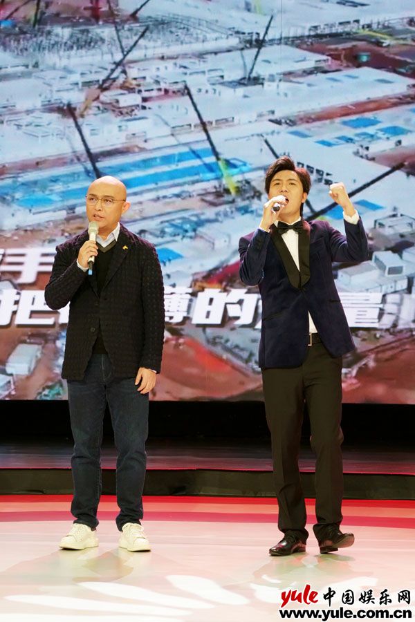 元宵荔枝灯会播出特别节目《站在一起》 创作人三天时间连夜写出词曲