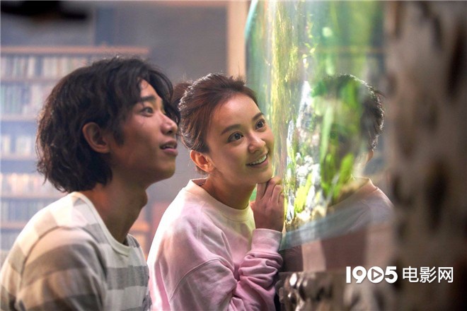 电影《比悲伤更悲伤的故事》将翻拍电视剧，预计今年暑假开拍