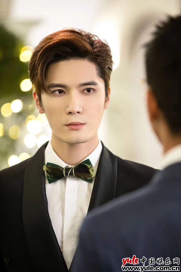 刘海宽《我是岁月你是星辰》热播中 沉浸式演技于无声处打动人心