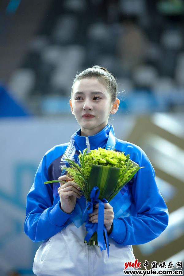 《陪你逐风飞翔》圆满收官，宋祖儿发长文告别沈争一