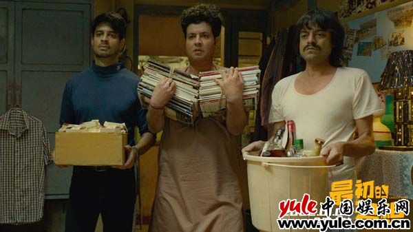 摔爸导演作品《最初的梦想》曝人物海报 “废柴六傻”闪亮登场等你pick