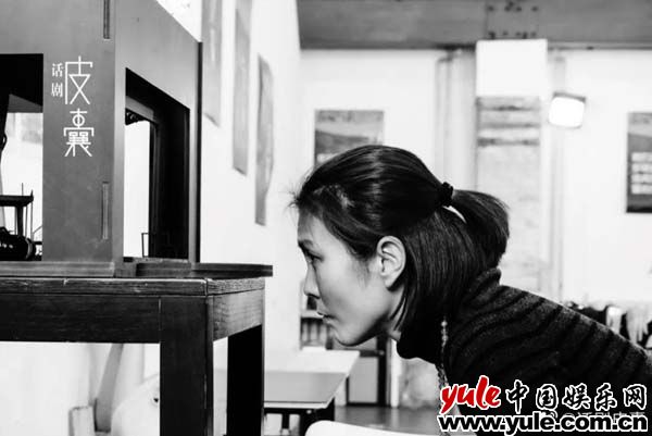 话剧《皮囊》官宣 网友晒图张铭恩现身艺术展疑为工作做功课