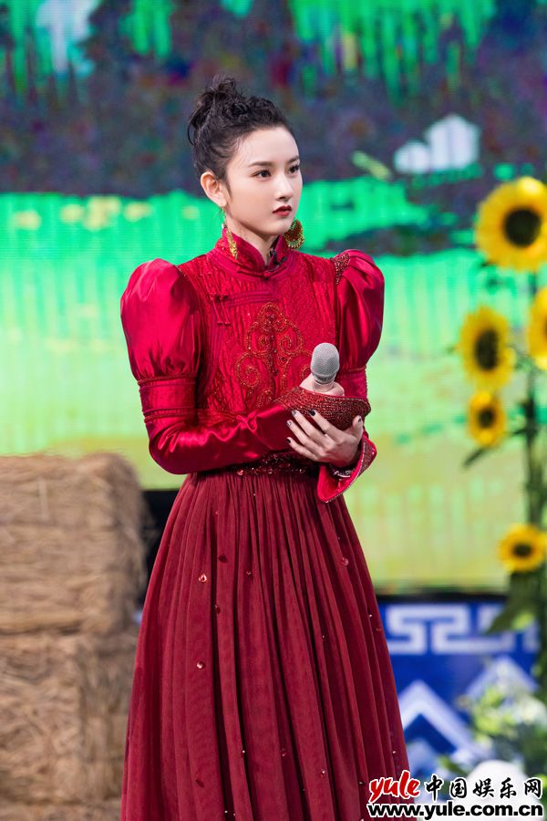 宋祖儿《你好星期六》跳蒙古舞，网友：跳的不错下次不许再跳了