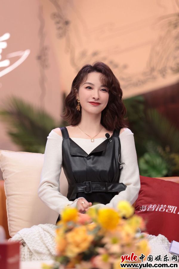 吴昕《春日迟迟再出发》再引热议话题 讨论“自卑”观点获认可