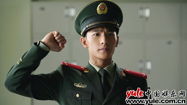 杨洋看燕破岳机智识破毒贩骗局 《特战荣耀》拳拳到肉剧情高能