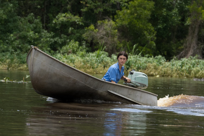 爱情与罪案碰撞 《沼泽深处的女孩》发布预告片