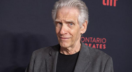 《未来罪行》多伦多首映 79岁柯南伯格神采奕奕