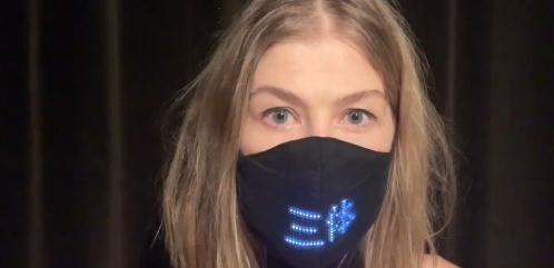 会玩！裴淳华带《三体》黑科技口罩 或将任监制