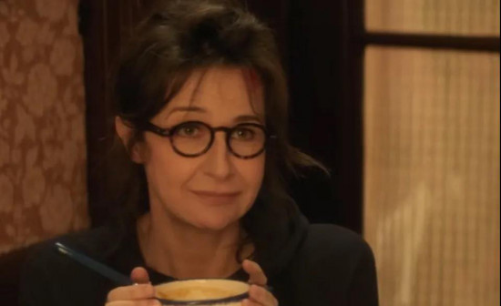 电影频道播出《五十而立》：生如夏花，活在当下