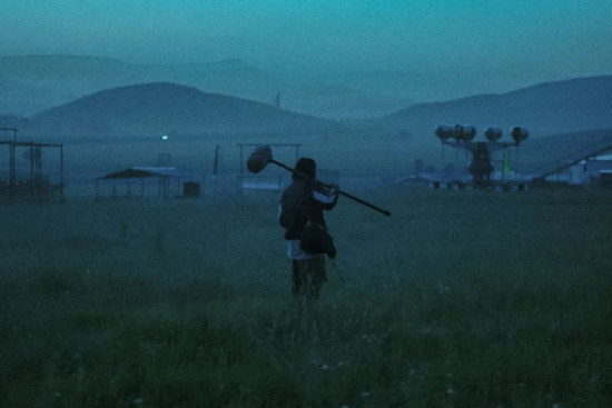 演员就位、指教导演 《野马分鬃》则让我看见他们