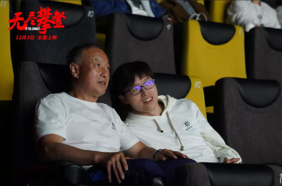 今日影评 | 纪录片《无尽攀登》：因为山就在那里