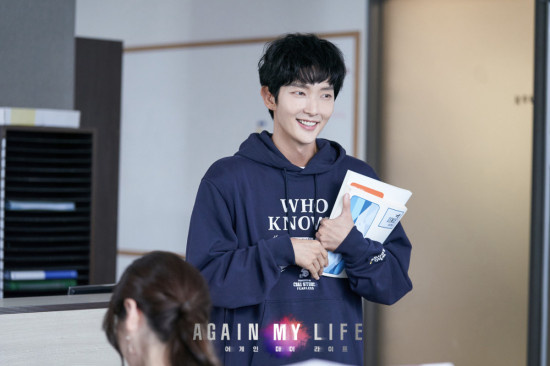 李准基新冠确诊！新剧《再次我的人生》取消拍摄