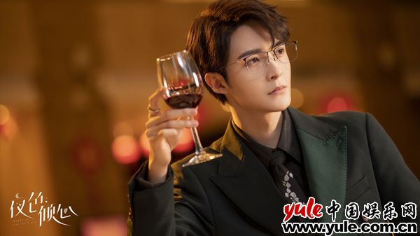 管栎首战微短剧 《夜色倾心》反套路横空出世