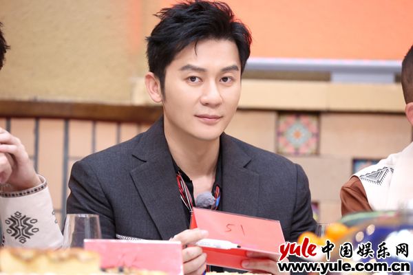 兄弟团化身区域代理齐聚昌吉，《奔跑吧》开启“新西域通商记”