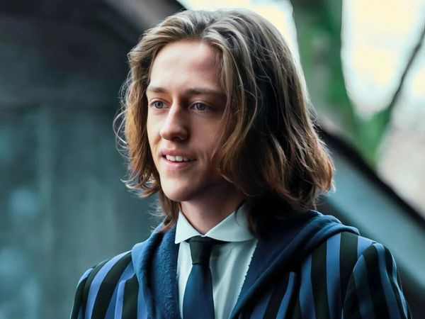 《星期三》暖男“泽维尔”男星 被控性侵未成年！