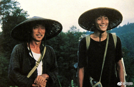 刘烨发文悼念滕汝骏 两人曾合作《那山那人那狗》