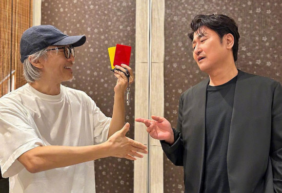 周星驰世纪同框宋康昊 力邀出演新作《少林女足》